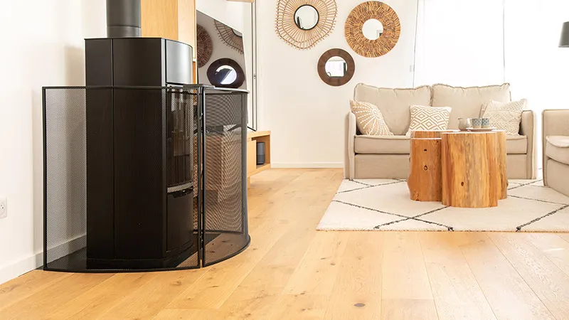 Pare-feu spécial poêle