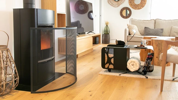 Pare-feu spécial poêle